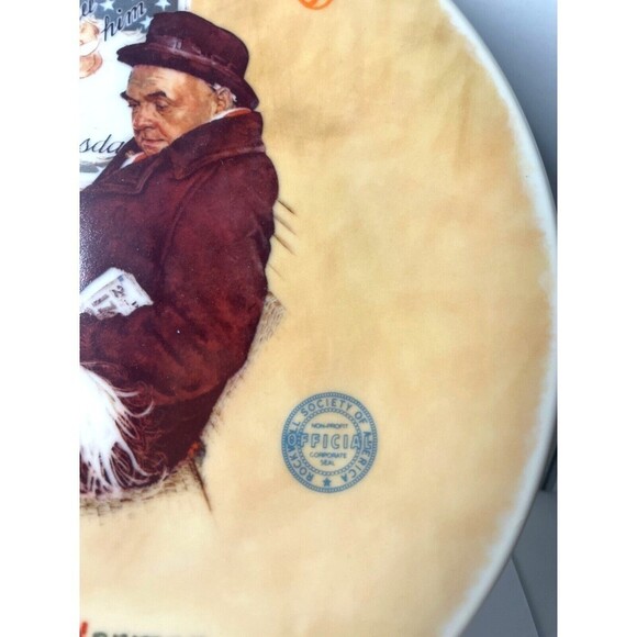 Knowles Norman Rockwell Santa in the Subway 1983 Collector Plate with COA - Picture 4 of 9